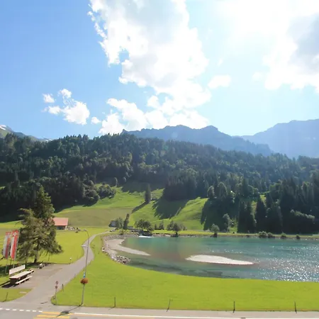 Готель Espen *